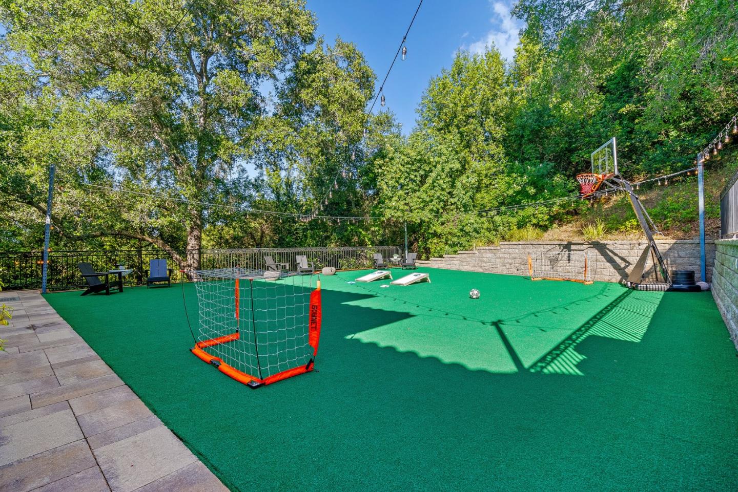 Detail Gallery Image 59 of 75 For 11860 Francemont Dr, Los Altos Hills,  CA 94022 - 7 Beds | 6 Baths