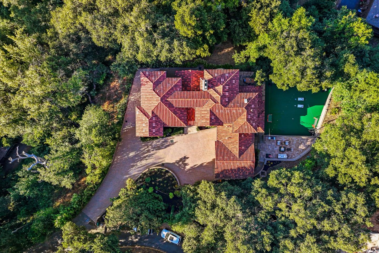 Detail Gallery Image 62 of 75 For 11860 Francemont Dr, Los Altos Hills,  CA 94022 - 7 Beds | 6 Baths