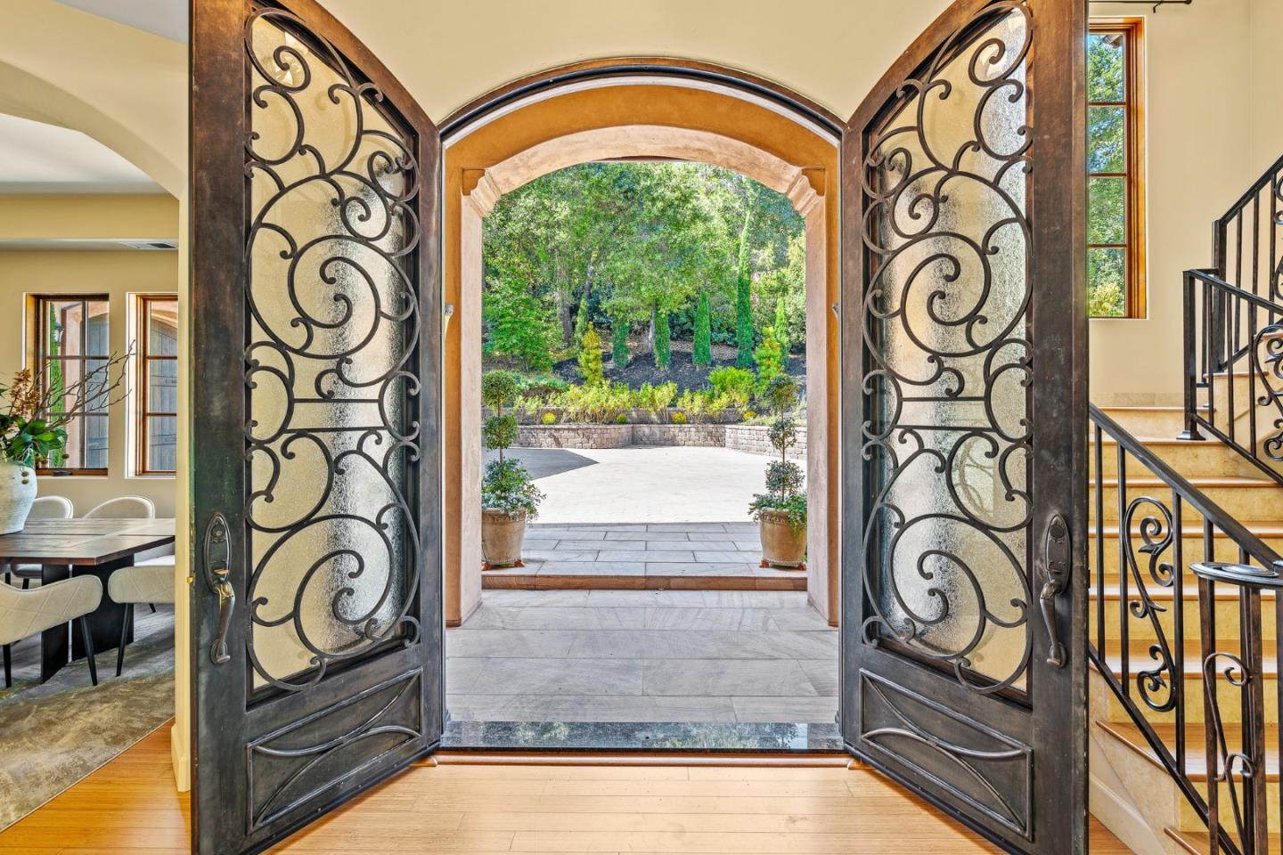 Detail Gallery Image 68 of 75 For 11860 Francemont Dr, Los Altos Hills,  CA 94022 - 7 Beds | 6 Baths