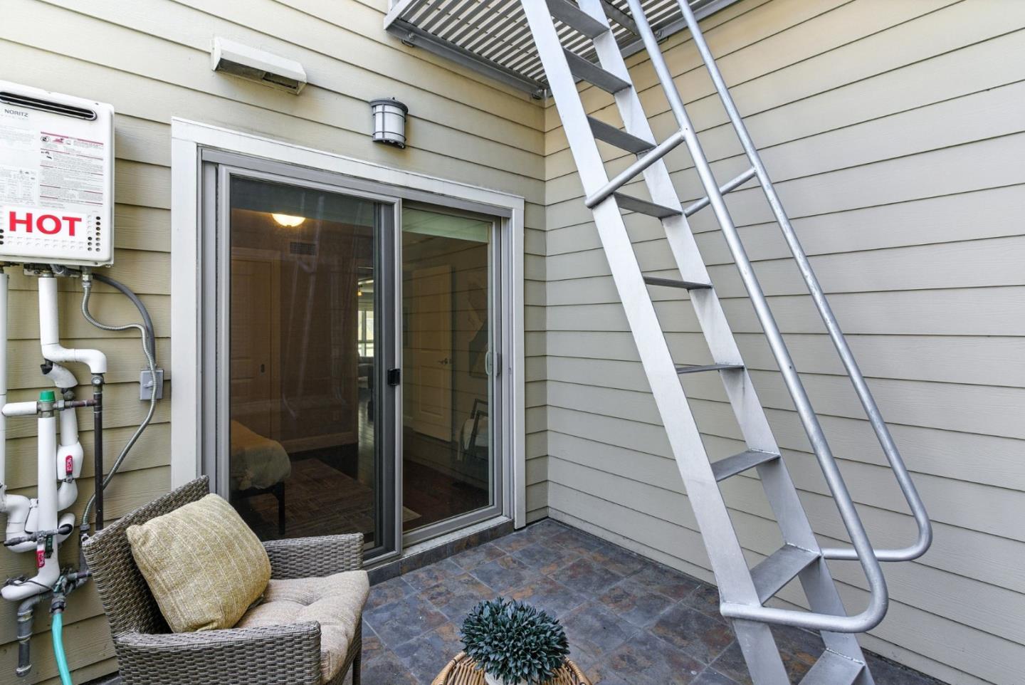 Detail Gallery Image 16 of 29 For 2443 Clement St #4,  San Francisco,  CA 94121 - 2 Beds | 1 Baths