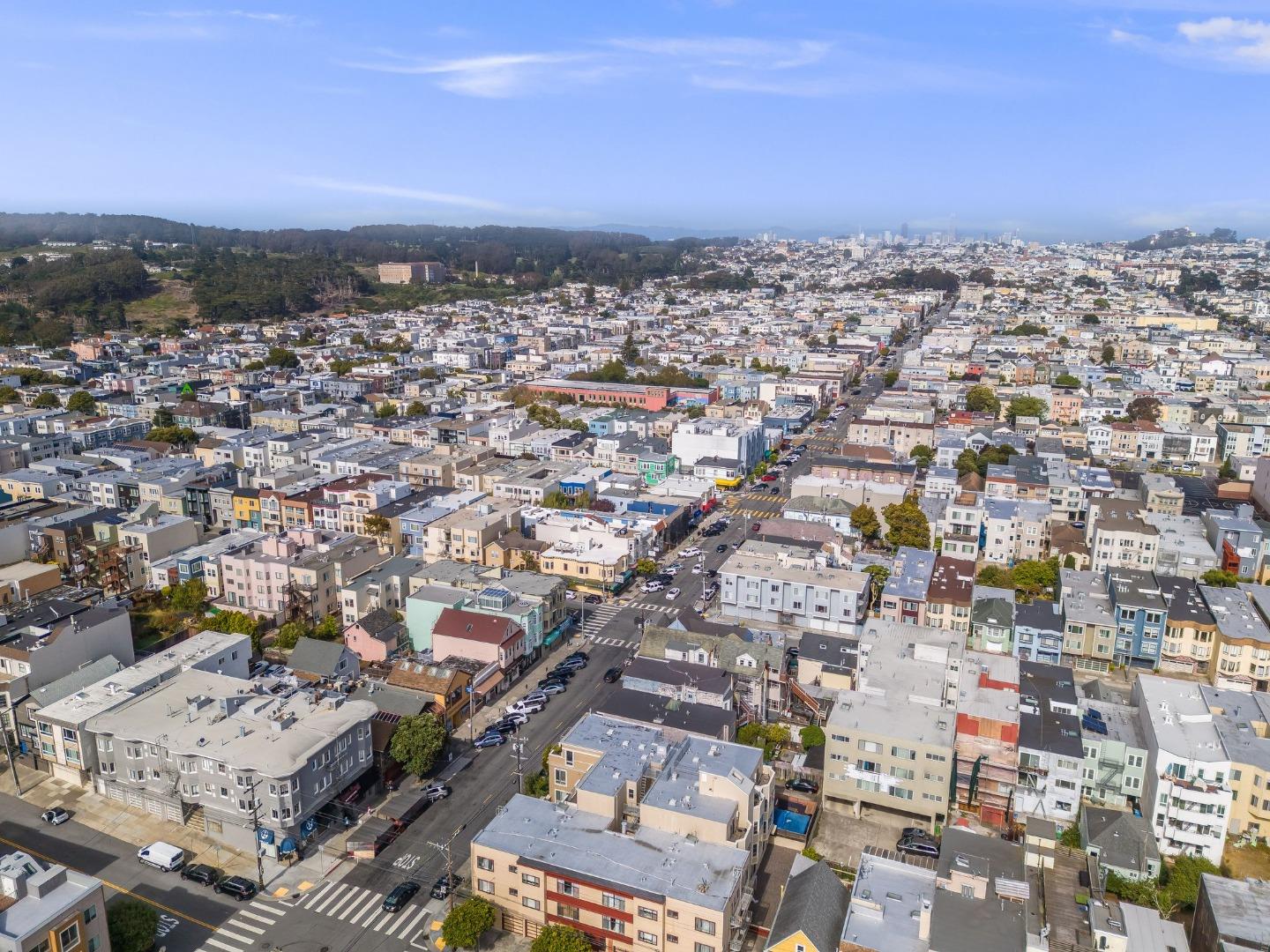 Detail Gallery Image 28 of 29 For 2443 Clement St #4,  San Francisco,  CA 94121 - 2 Beds | 1 Baths