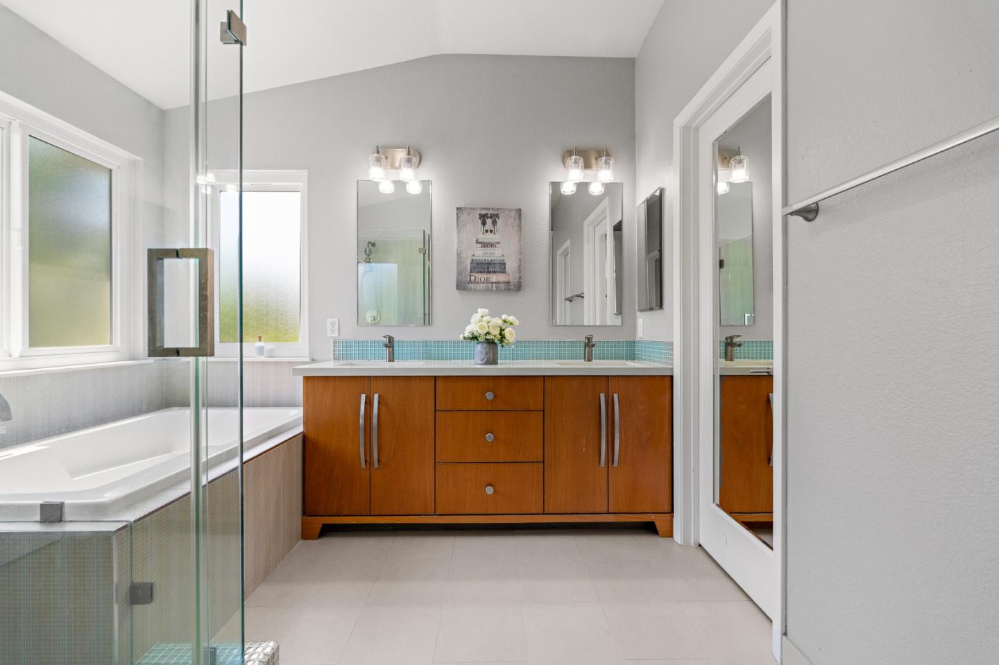 Detail Gallery Image 22 of 38 For 3783 Chilton Ct, San Jose,  CA 95111 - 4 Beds | 2/1 Baths