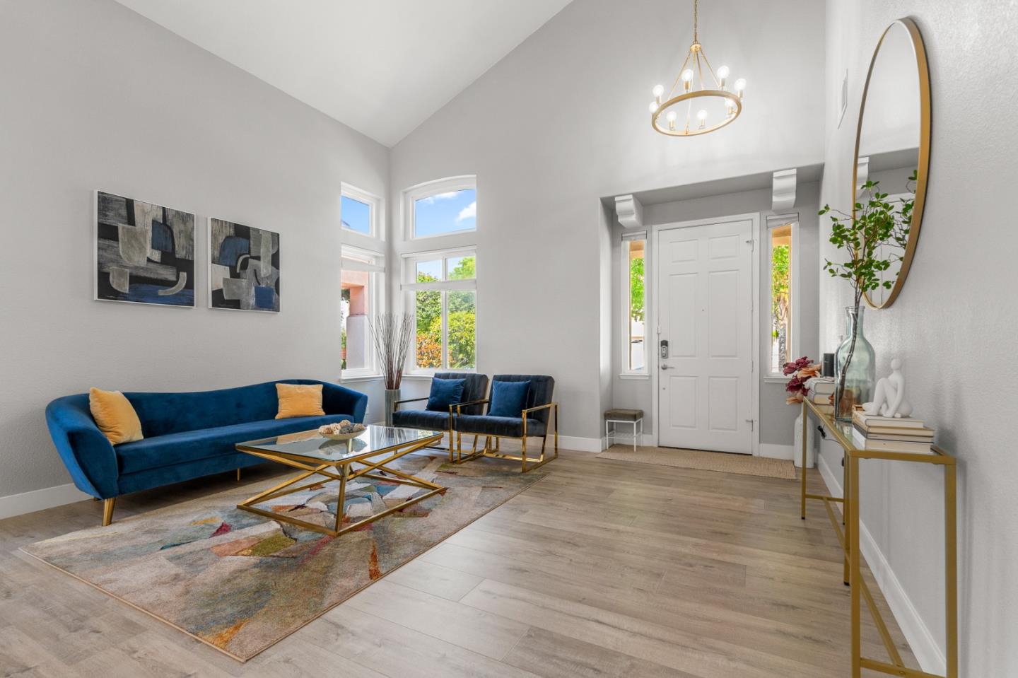 Detail Gallery Image 3 of 38 For 3783 Chilton Ct, San Jose,  CA 95111 - 4 Beds | 2/1 Baths