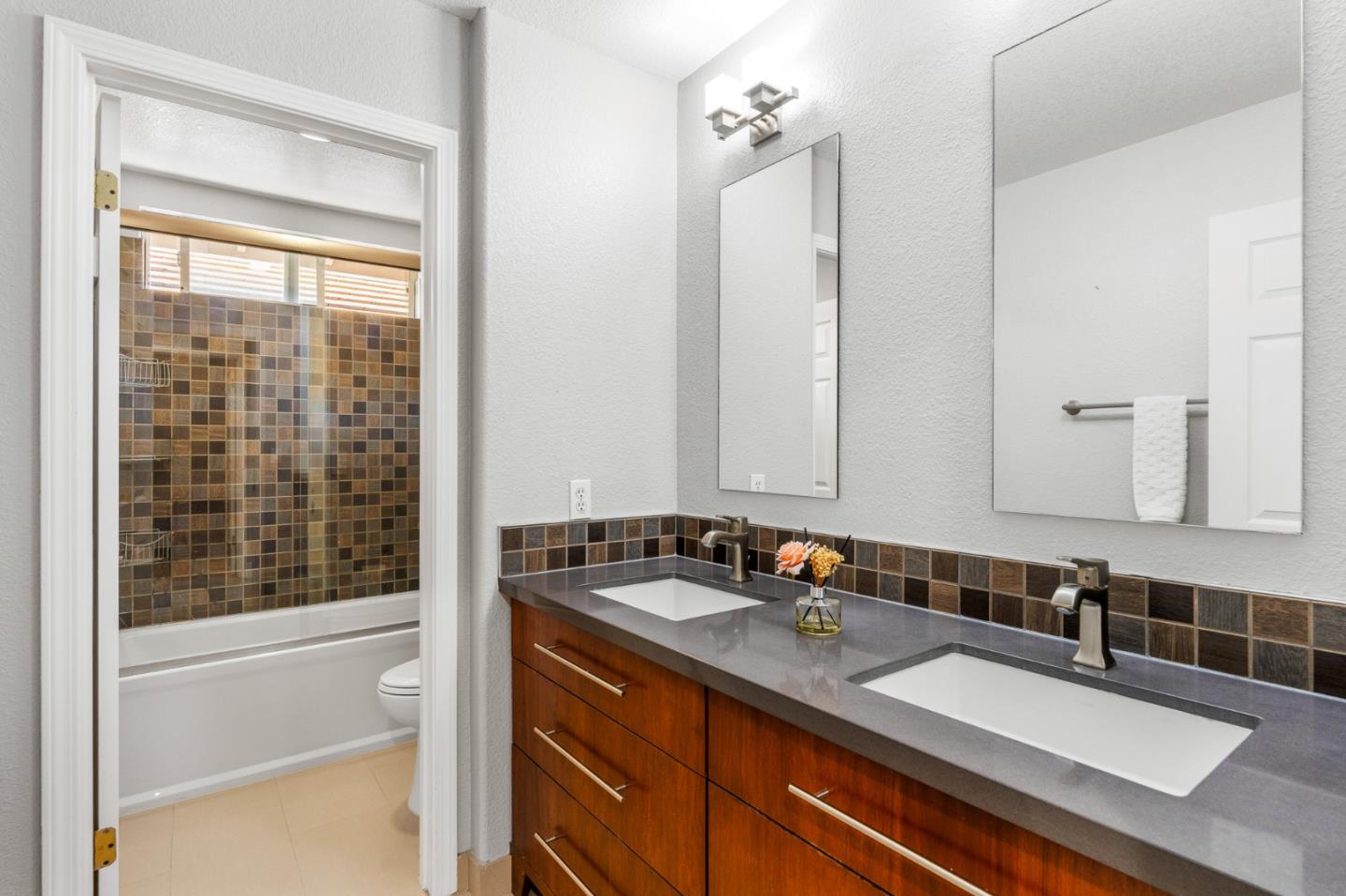 Detail Gallery Image 31 of 38 For 3783 Chilton Ct, San Jose,  CA 95111 - 4 Beds | 2/1 Baths