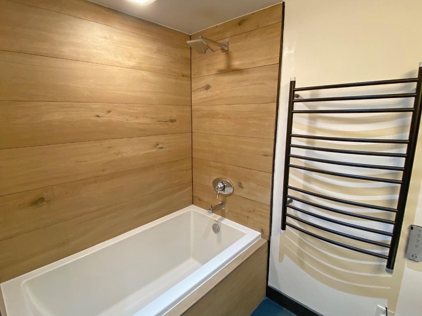 Detail Gallery Image 15 of 18 For 333 Santana Row #223,  San Jose,  CA 95128 - 1 Beds | 1 Baths