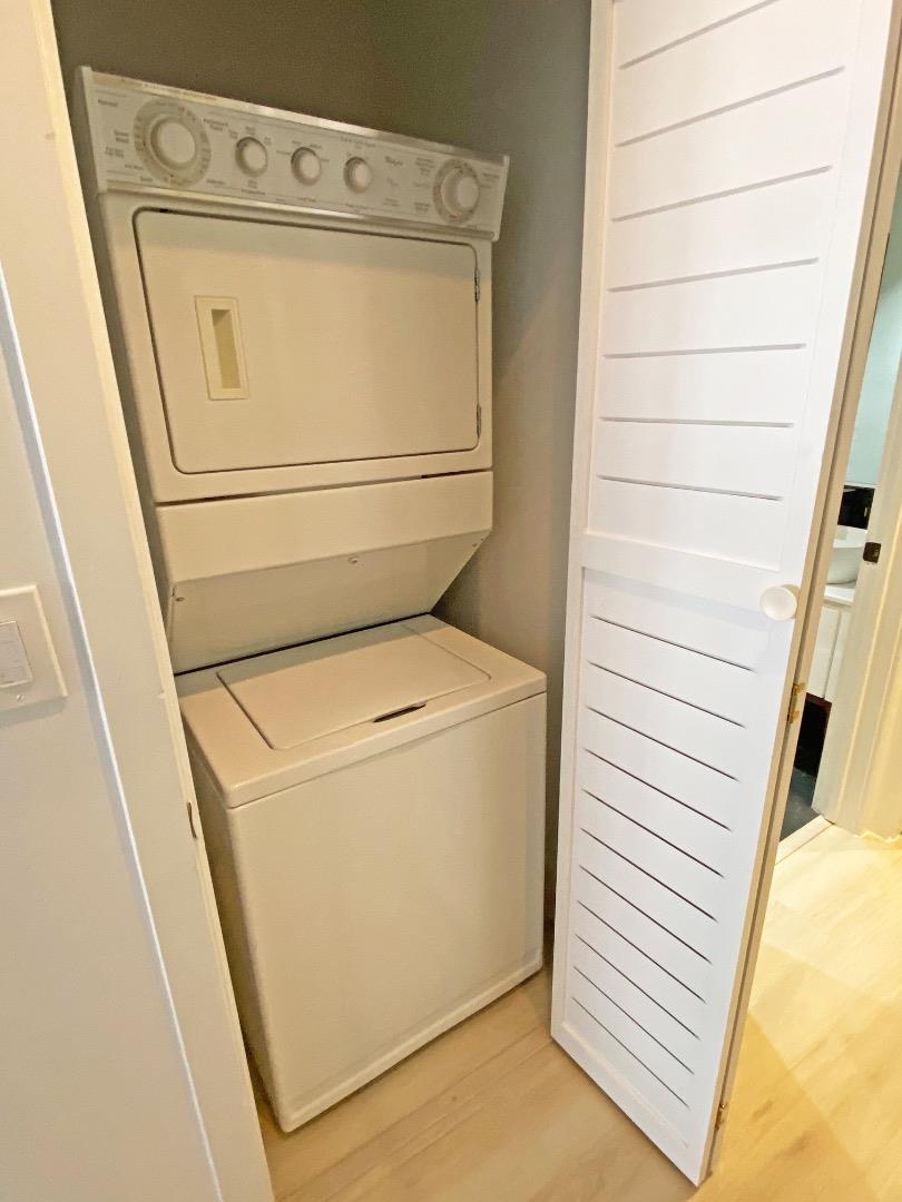 Detail Gallery Image 18 of 18 For 333 Santana Row #223,  San Jose,  CA 95128 - 1 Beds | 1 Baths