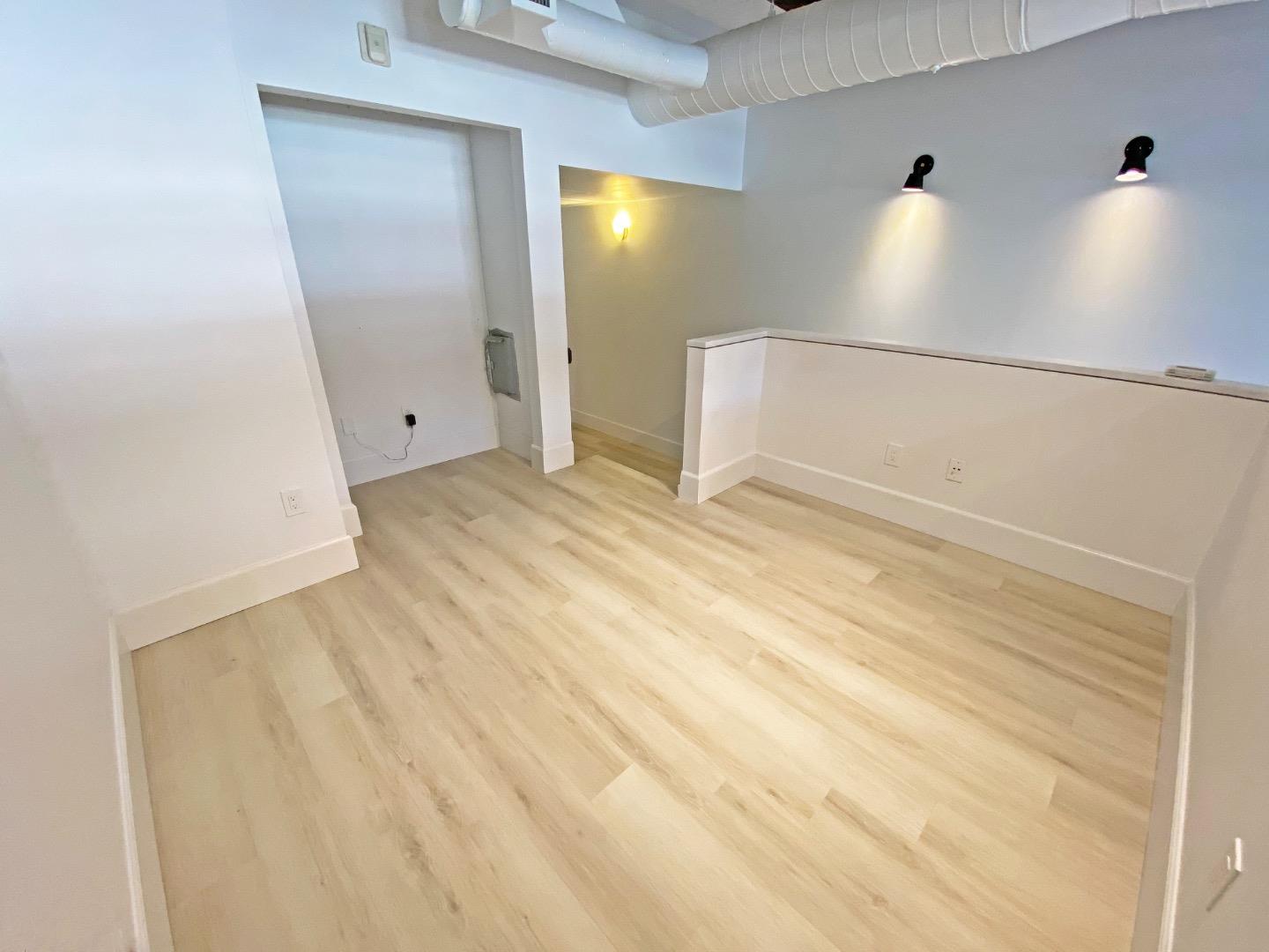 Detail Gallery Image 6 of 18 For 333 Santana Row #223,  San Jose,  CA 95128 - 1 Beds | 1 Baths