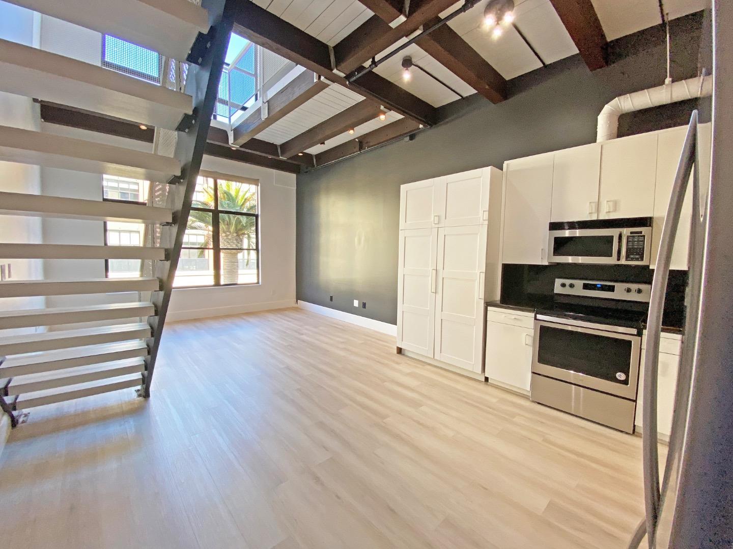Detail Gallery Image 7 of 18 For 333 Santana Row #223,  San Jose,  CA 95128 - 1 Beds | 1 Baths