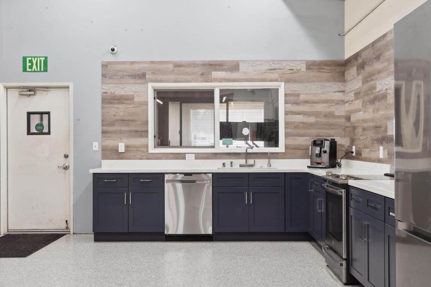Detail Gallery Image 15 of 17 For 917 N Amphlett Blvd, San Mateo,  CA 94401 - – Beds | – Baths