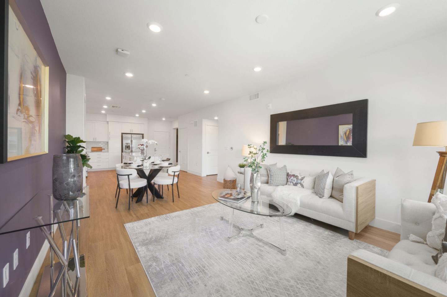 Detail Gallery Image 12 of 82 For 5925 Charlotte Dr #319,  San Jose,  CA 95123 - 3 Beds | 2 Baths