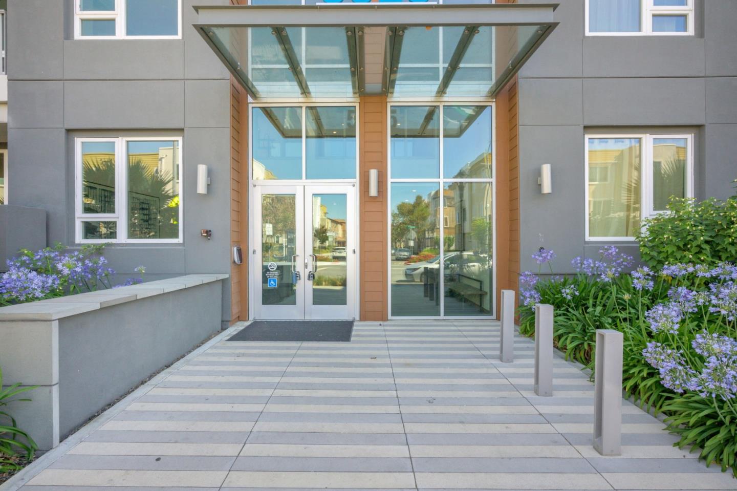 Detail Gallery Image 29 of 82 For 5925 Charlotte Dr #319,  San Jose,  CA 95123 - 3 Beds | 2 Baths