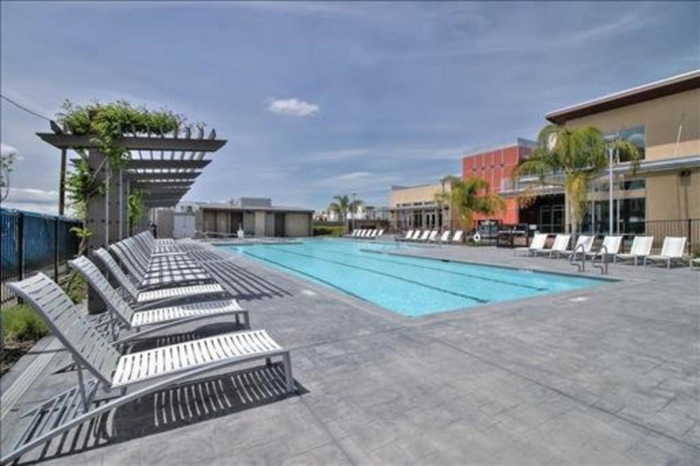 Detail Gallery Image 41 of 82 For 5925 Charlotte Dr #319,  San Jose,  CA 95123 - 3 Beds | 2 Baths