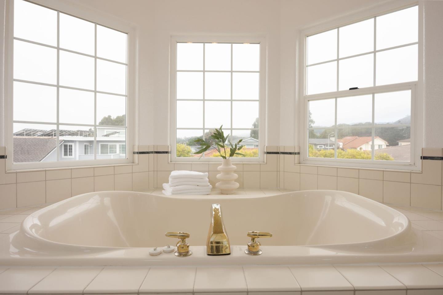 Detail Gallery Image 40 of 55 For 608 Silver Ave, Half Moon Bay,  CA 94019 - 4 Beds | 3/1 Baths
