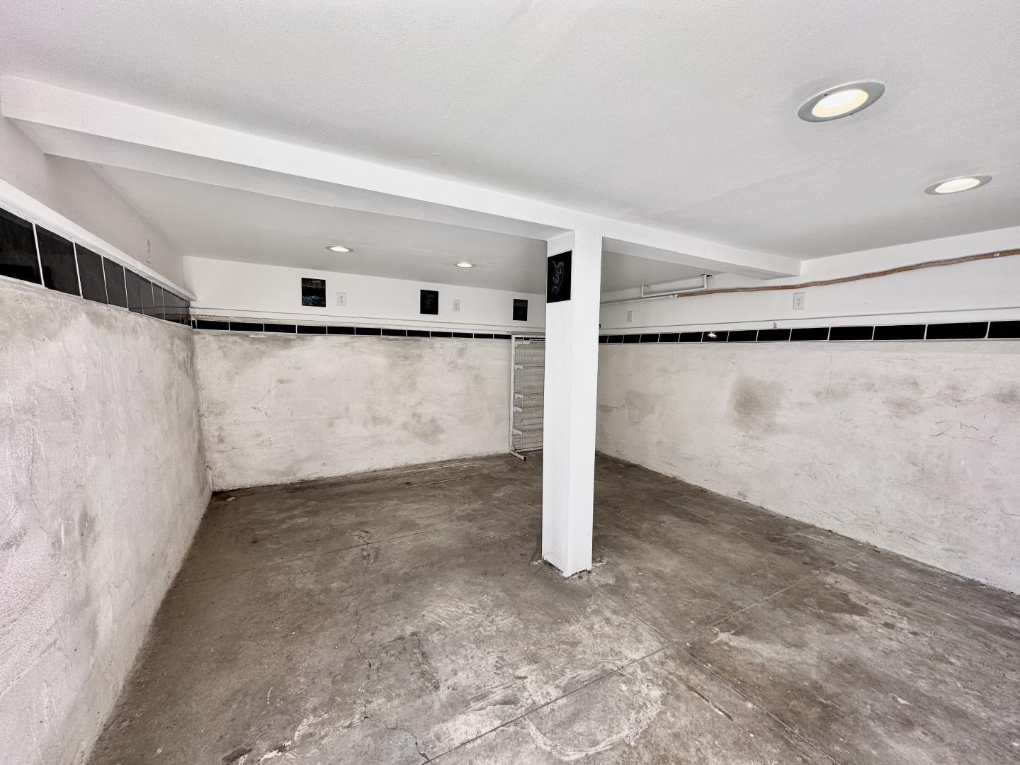 Detail Gallery Image 17 of 28 For 531 N 12th St, San Jose,  CA 95112 - 3 Beds | 1 Baths