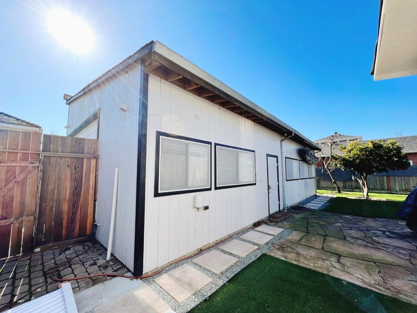 Detail Gallery Image 20 of 28 For 531 N 12th St, San Jose,  CA 95112 - 3 Beds | 1 Baths