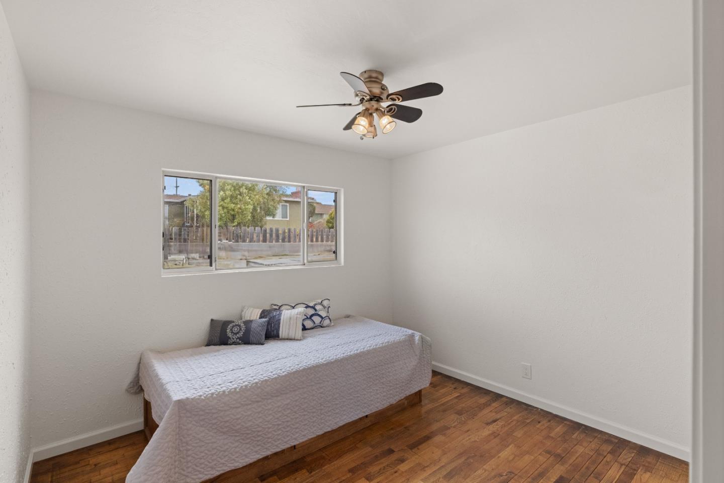 Detail Gallery Image 23 of 35 For 1609 Soto St, Seaside,  CA 93955 - 3 Beds | 1/1 Baths