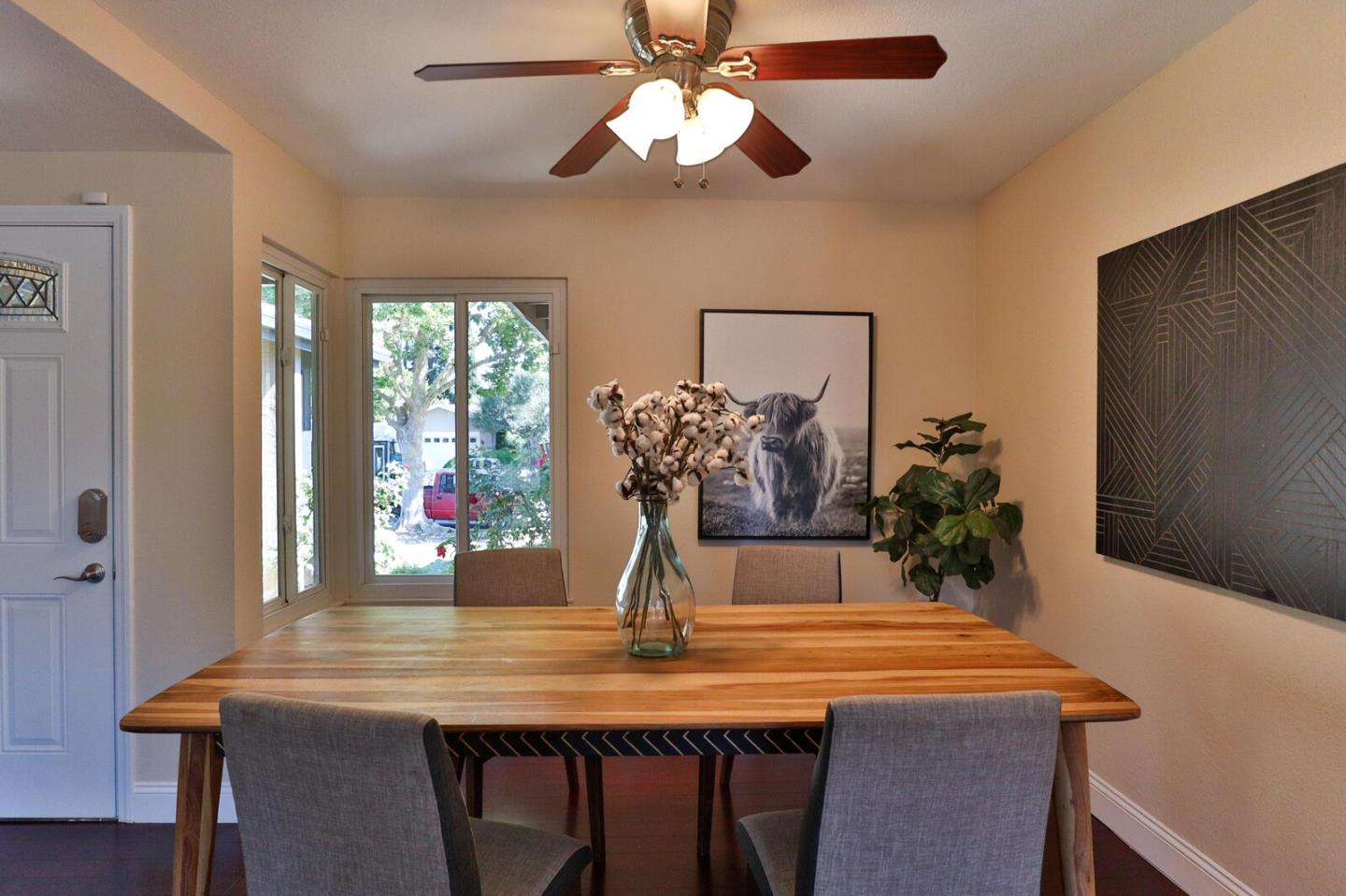 Detail Gallery Image 14 of 41 For 970 W 6th St, Gilroy,  CA 95020 - 3 Beds | 2 Baths