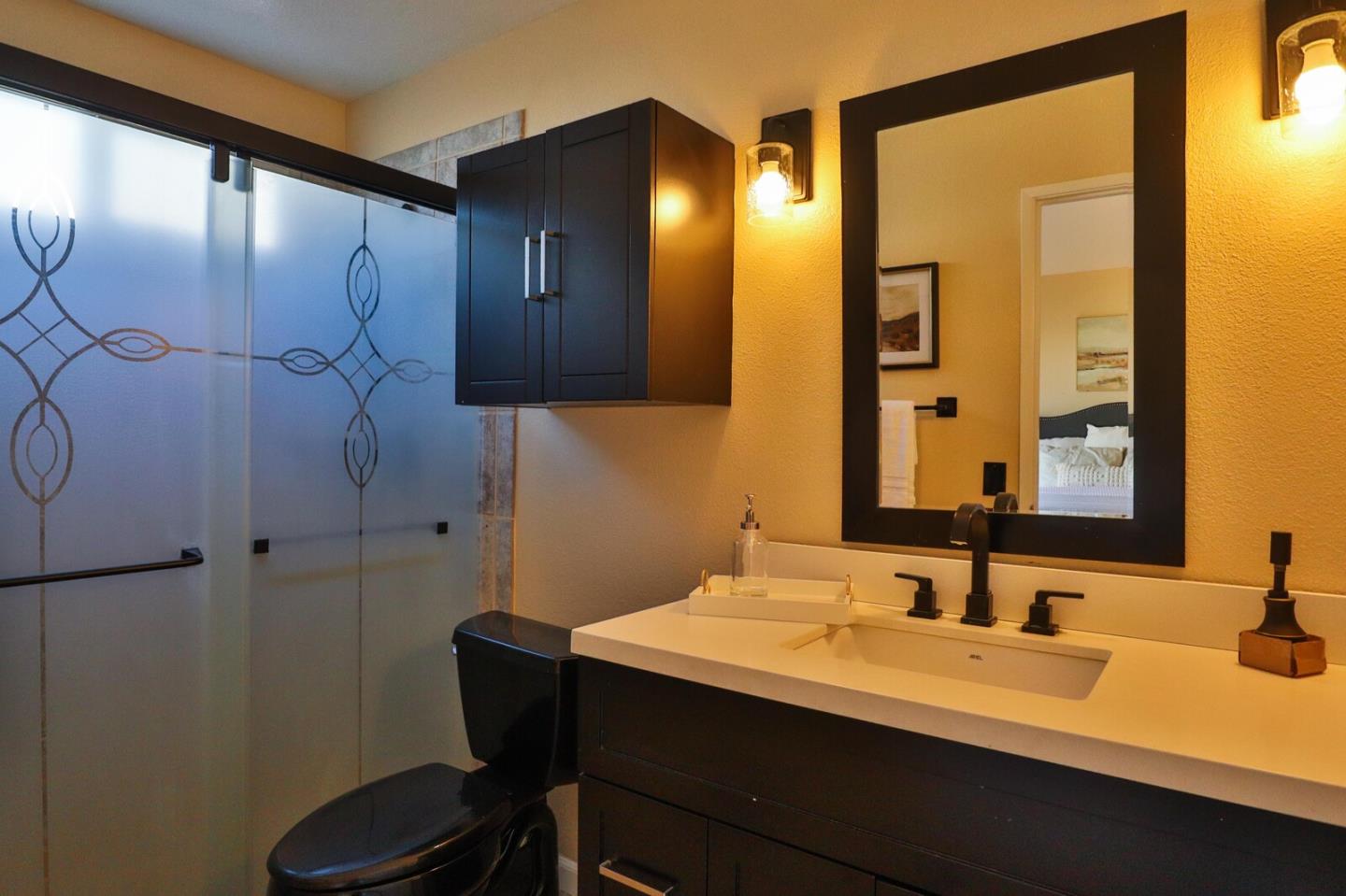 Detail Gallery Image 26 of 41 For 970 W 6th St, Gilroy,  CA 95020 - 3 Beds | 2 Baths