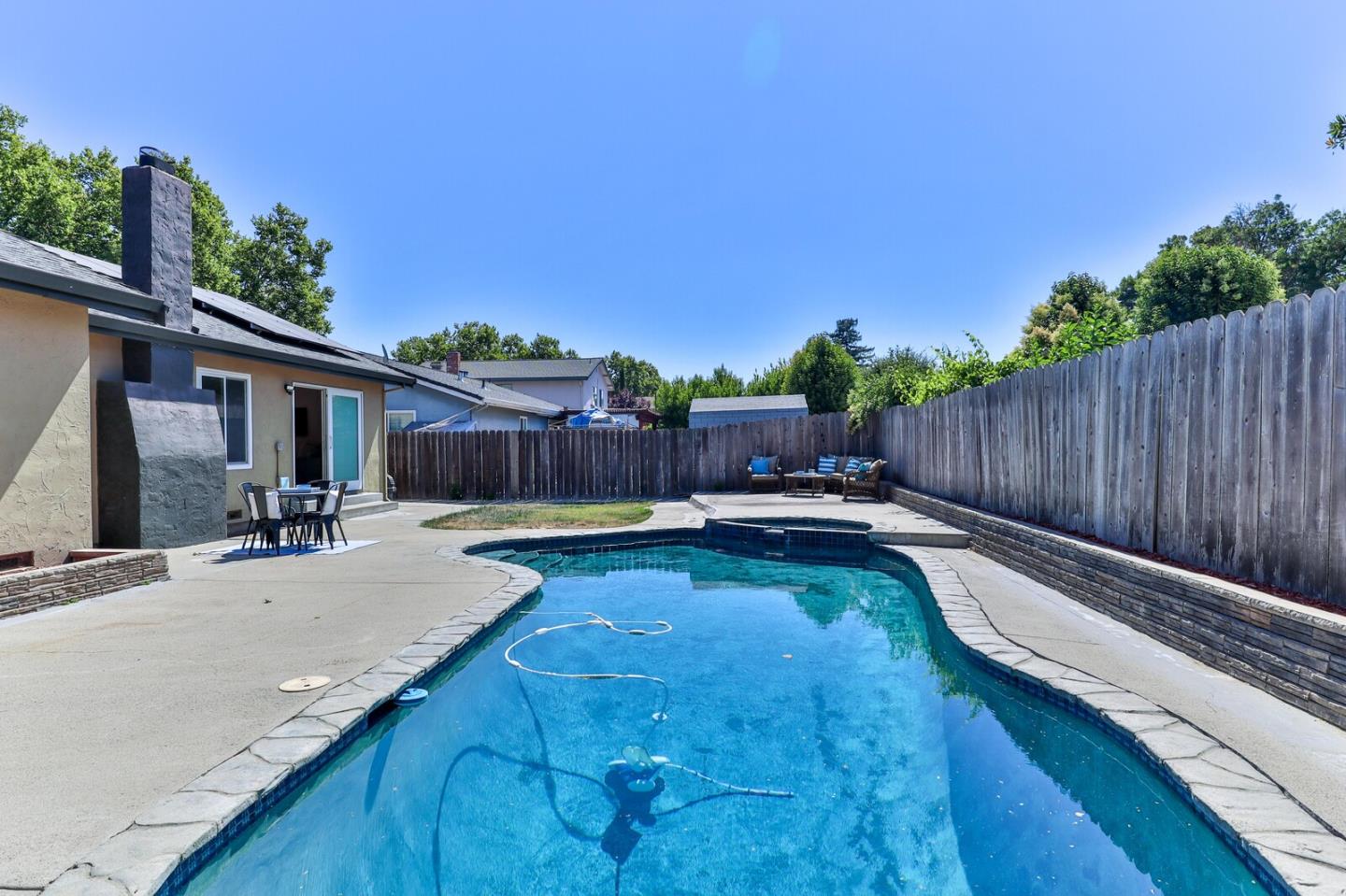 Detail Gallery Image 37 of 41 For 970 W 6th St, Gilroy,  CA 95020 - 3 Beds | 2 Baths