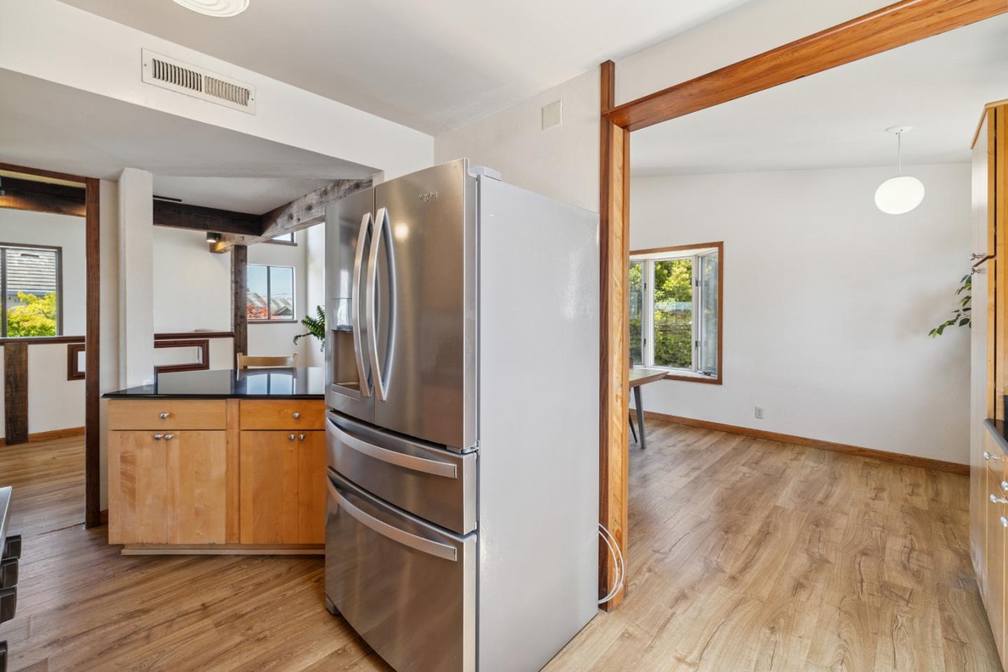 Detail Gallery Image 14 of 94 For 336 Rio Del Mar Blvd, Aptos,  CA 95003 - 3 Beds | 2 Baths