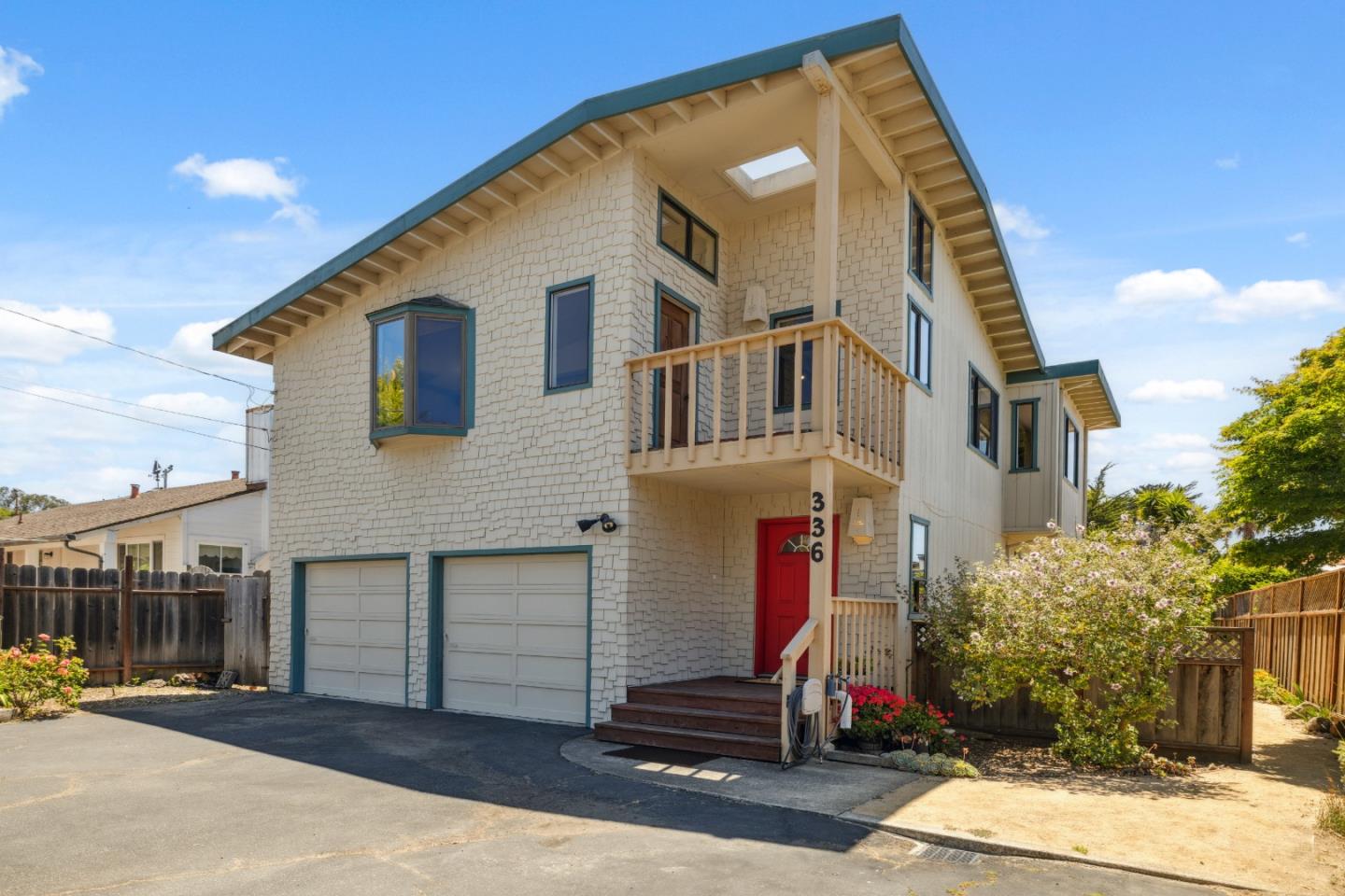 Detail Gallery Image 2 of 94 For 336 Rio Del Mar Blvd, Aptos,  CA 95003 - 3 Beds | 2 Baths