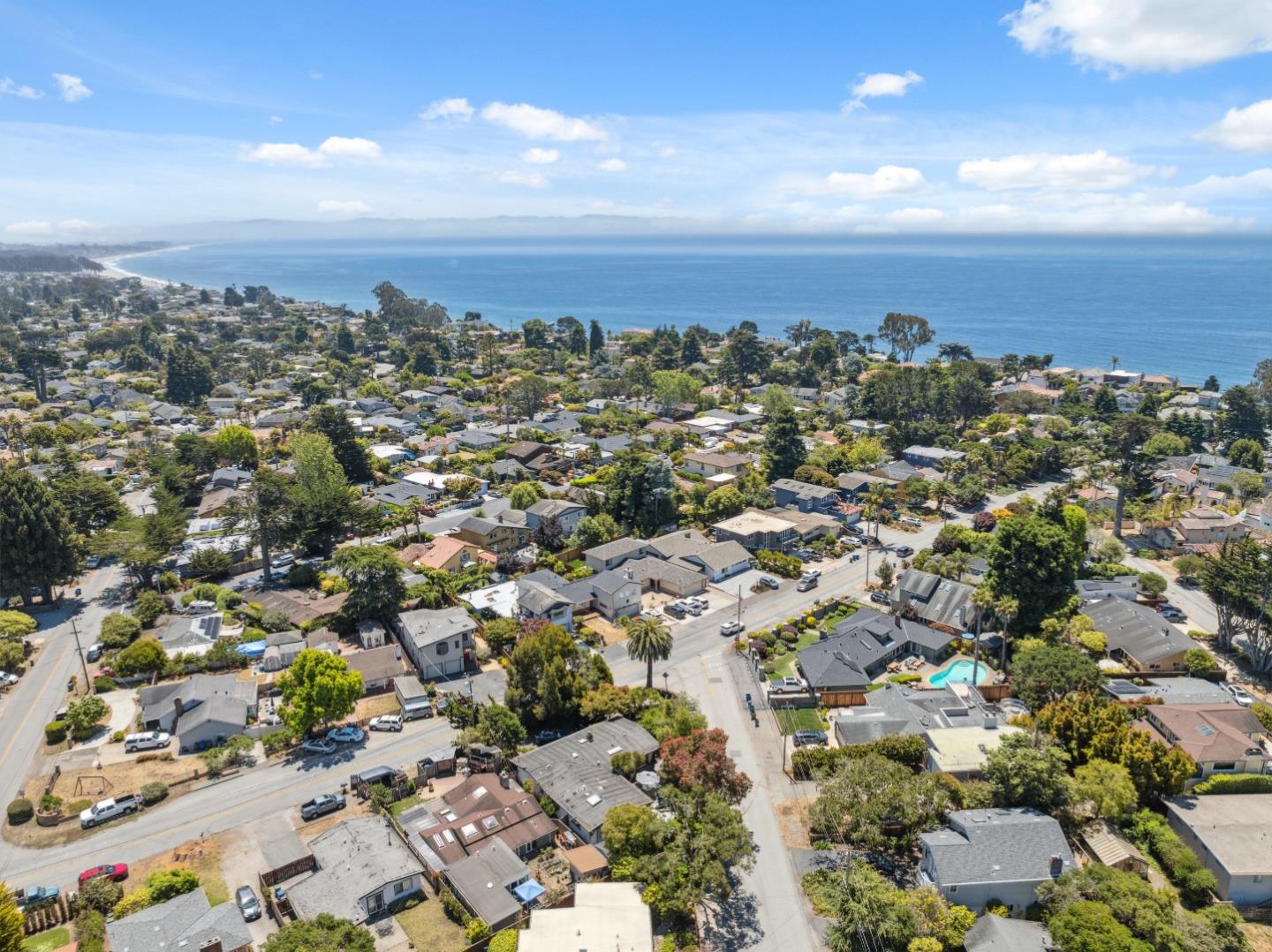 Detail Gallery Image 69 of 94 For 336 Rio Del Mar Blvd, Aptos,  CA 95003 - 3 Beds | 2 Baths