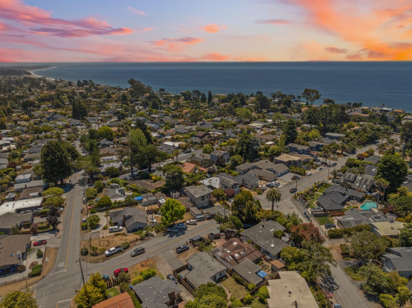 Detail Gallery Image 89 of 94 For 336 Rio Del Mar Blvd, Aptos,  CA 95003 - 3 Beds | 2 Baths