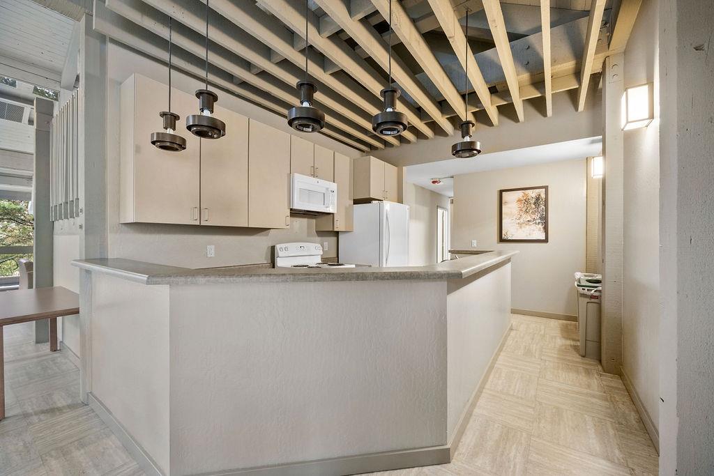 Detail Gallery Image 35 of 54 For 385 Mandarin Dr #4,  Daly City,  CA 94015 - 1 Beds | 1 Baths