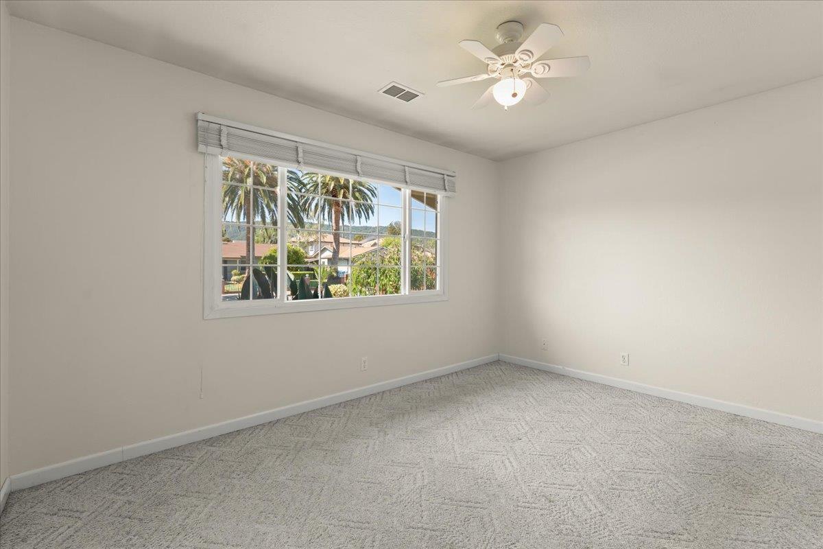 Detail Gallery Image 15 of 22 For 1239 Swaner Dr, Gilroy,  CA 95020 - 3 Beds | 1/1 Baths