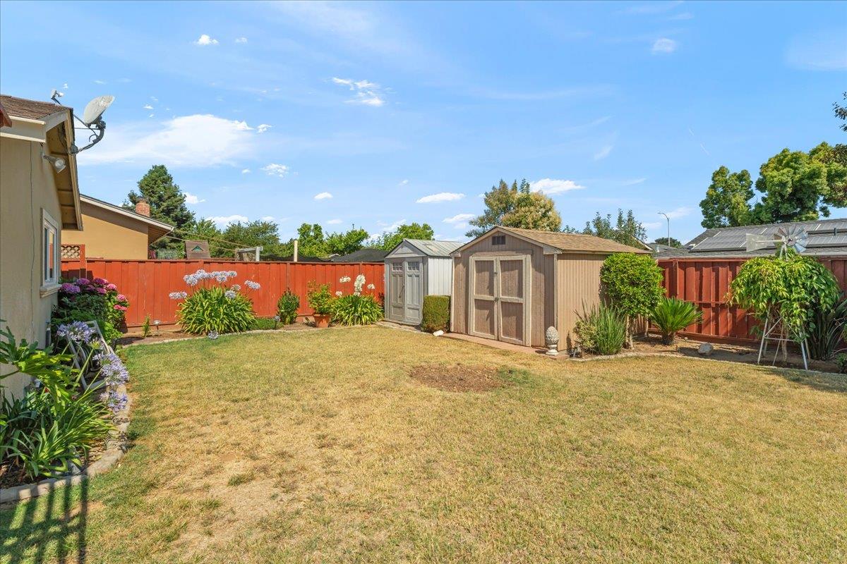 Detail Gallery Image 19 of 22 For 1239 Swaner Dr, Gilroy,  CA 95020 - 3 Beds | 1/1 Baths