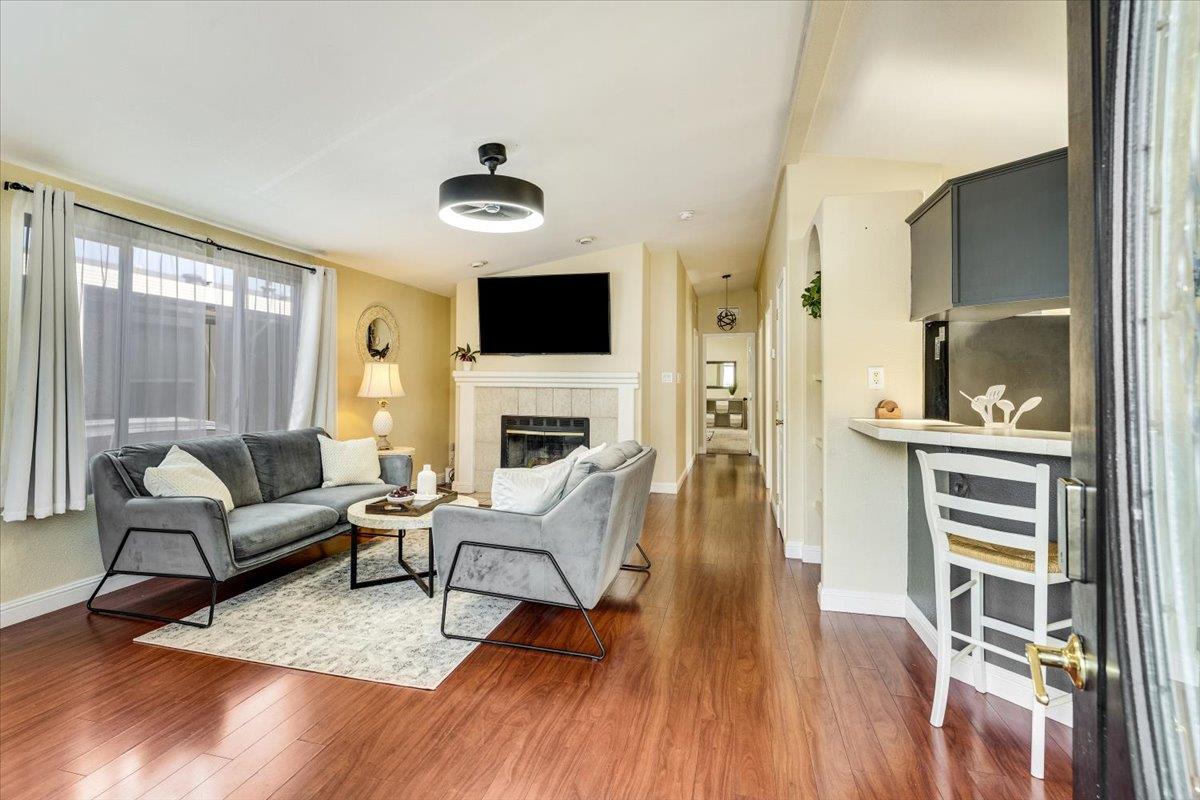 Detail Gallery Image 14 of 55 For 444 Whispering Pines Dr #18,  Scotts Valley,  CA 95066 - 3 Beds | 2 Baths
