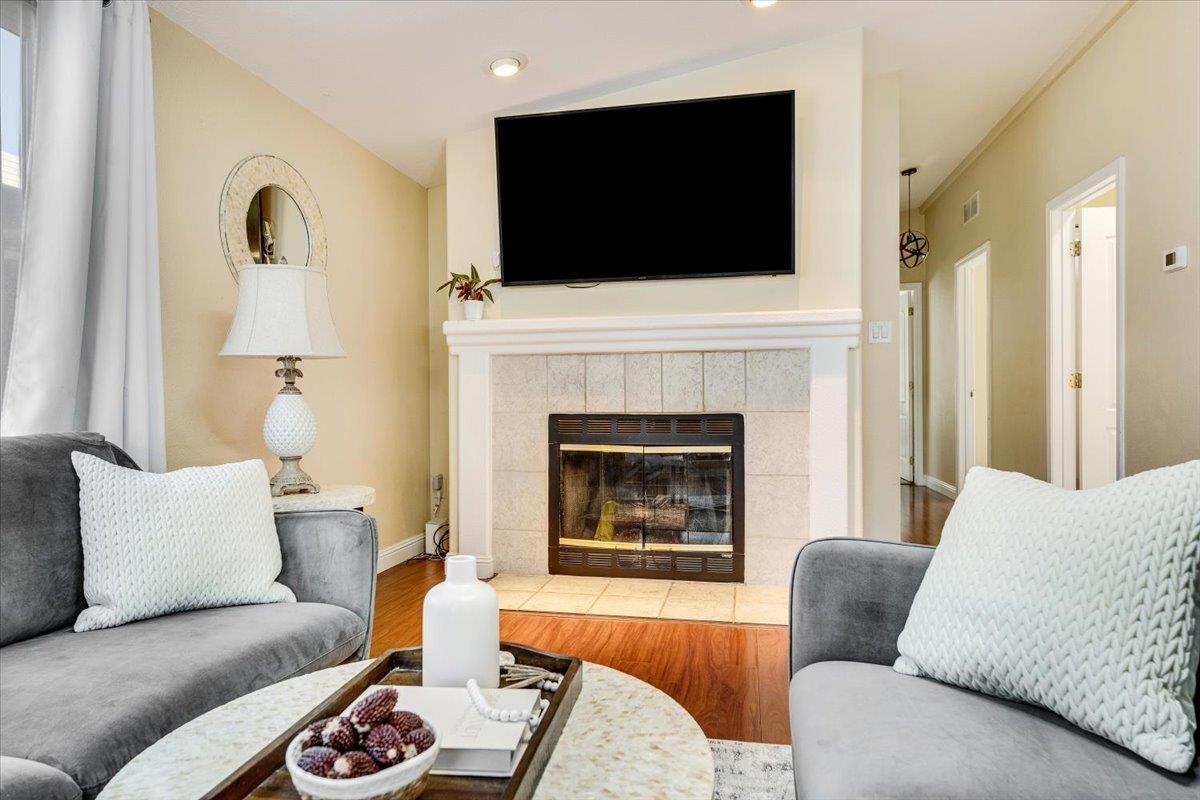 Detail Gallery Image 18 of 55 For 444 Whispering Pines Dr #18,  Scotts Valley,  CA 95066 - 3 Beds | 2 Baths
