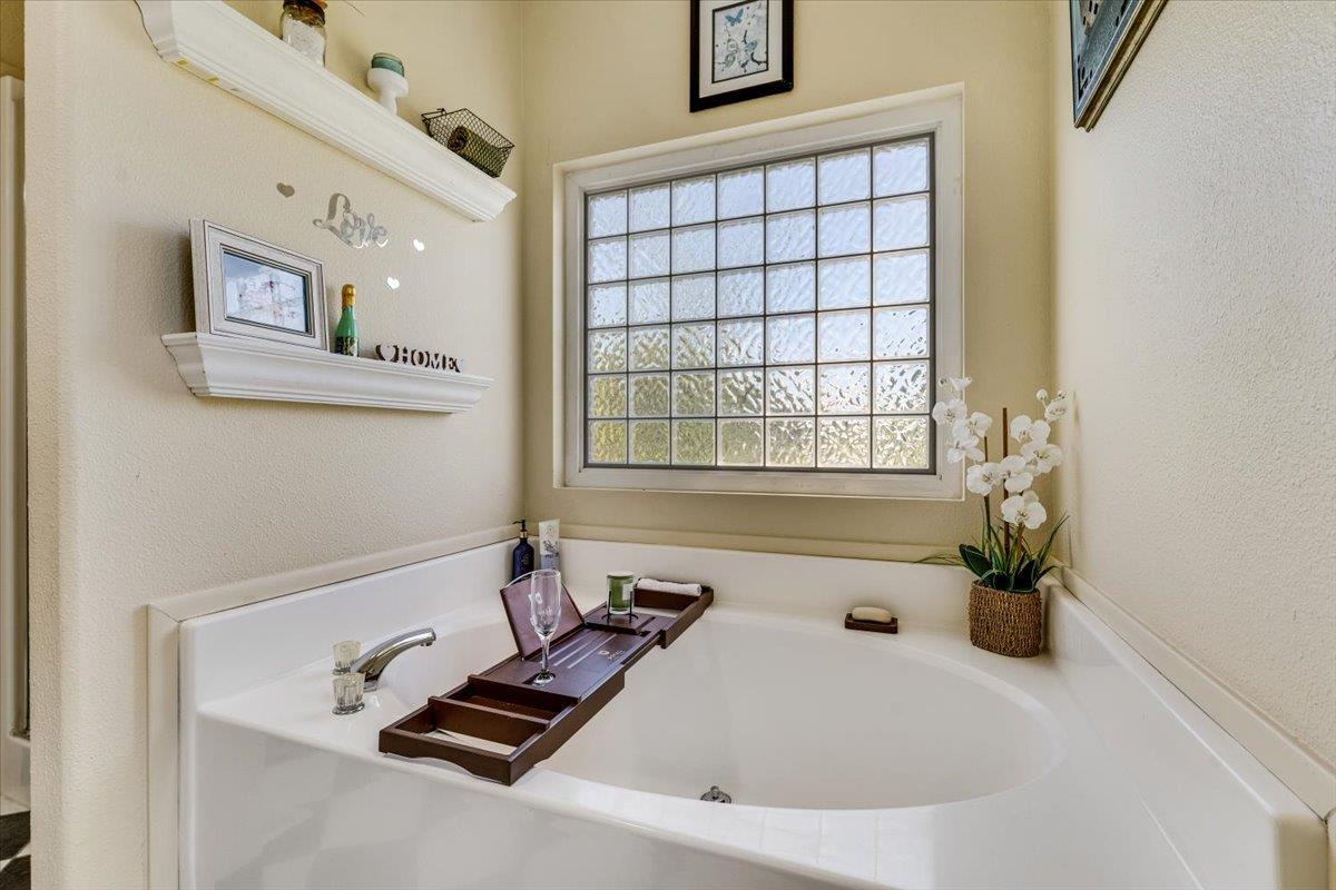 Detail Gallery Image 36 of 55 For 444 Whispering Pines Dr #18,  Scotts Valley,  CA 95066 - 3 Beds | 2 Baths