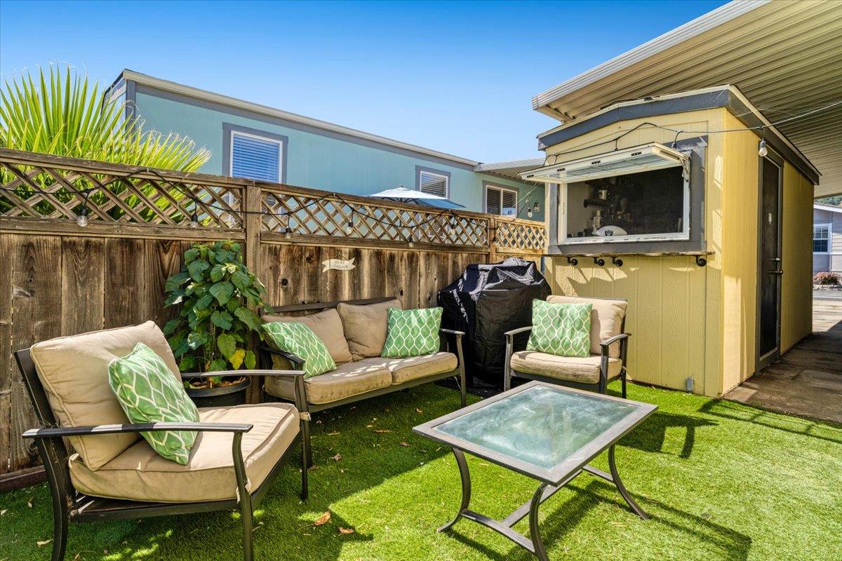 Detail Gallery Image 8 of 55 For 444 Whispering Pines Dr #18,  Scotts Valley,  CA 95066 - 3 Beds | 2 Baths
