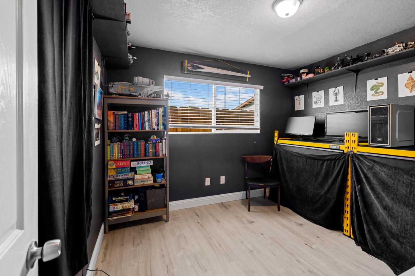 Detail Gallery Image 17 of 29 For 1868 Lowell St, Seaside,  CA 93955 - 3 Beds | 1 Baths