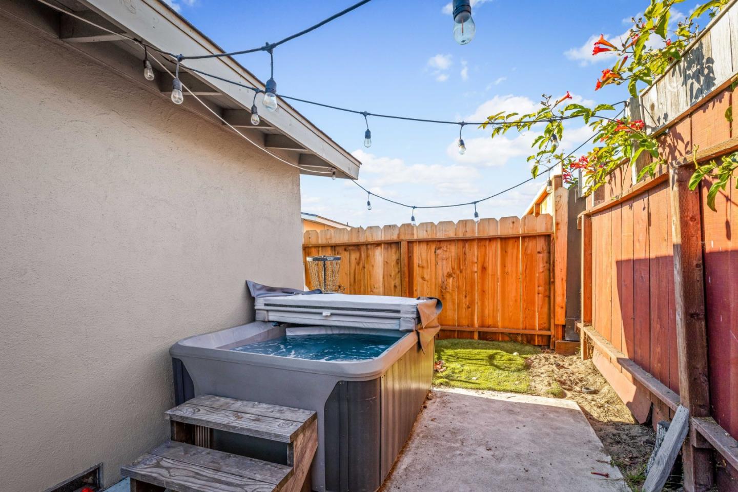Detail Gallery Image 22 of 29 For 1868 Lowell St, Seaside,  CA 93955 - 3 Beds | 1 Baths