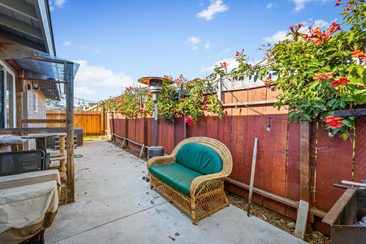 Detail Gallery Image 25 of 29 For 1868 Lowell St, Seaside,  CA 93955 - 3 Beds | 1 Baths