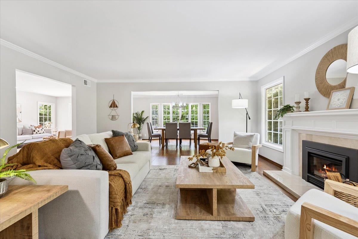 Detail Gallery Image 15 of 28 For 471 Claremont Way, Menlo Park,  CA 94025 - 4 Beds | 2 Baths