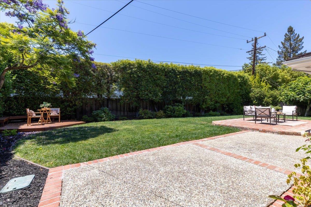 Detail Gallery Image 26 of 28 For 471 Claremont Way, Menlo Park,  CA 94025 - 4 Beds | 2 Baths