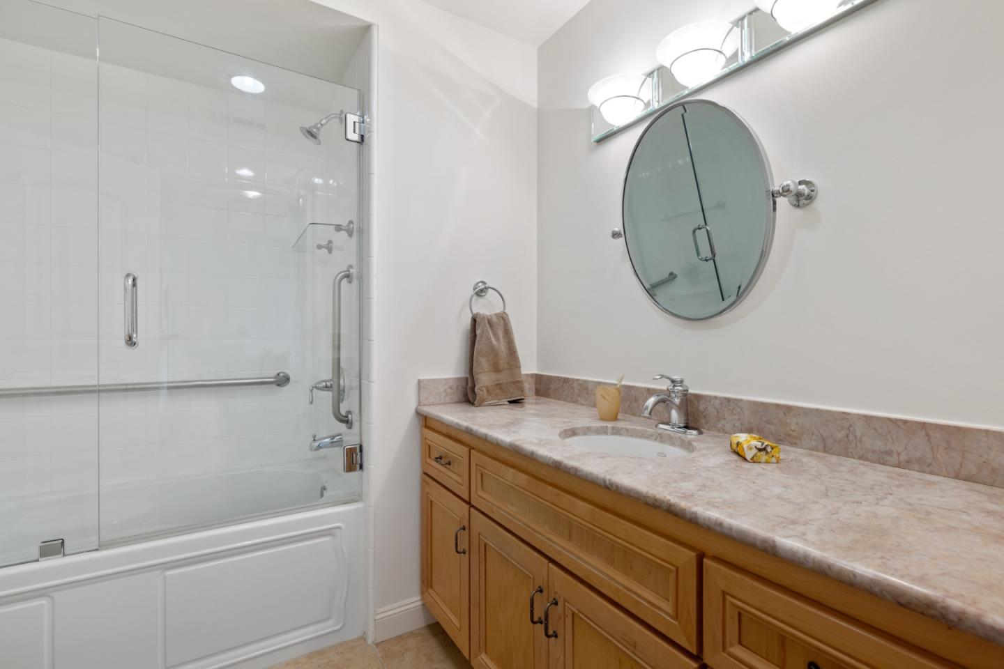 Detail Gallery Image 17 of 29 For 10 Crystal Springs Rd #1202,  San Mateo,  CA 94402 - 2 Beds | 2 Baths