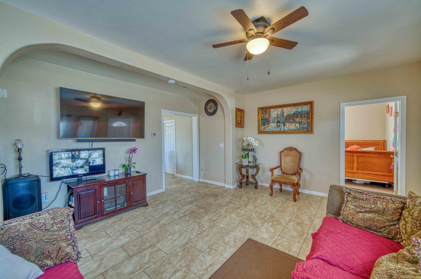 Detail Gallery Image 11 of 37 For 1117 Garner Ave, Salinas,  CA 93905 - 4 Beds | 2 Baths