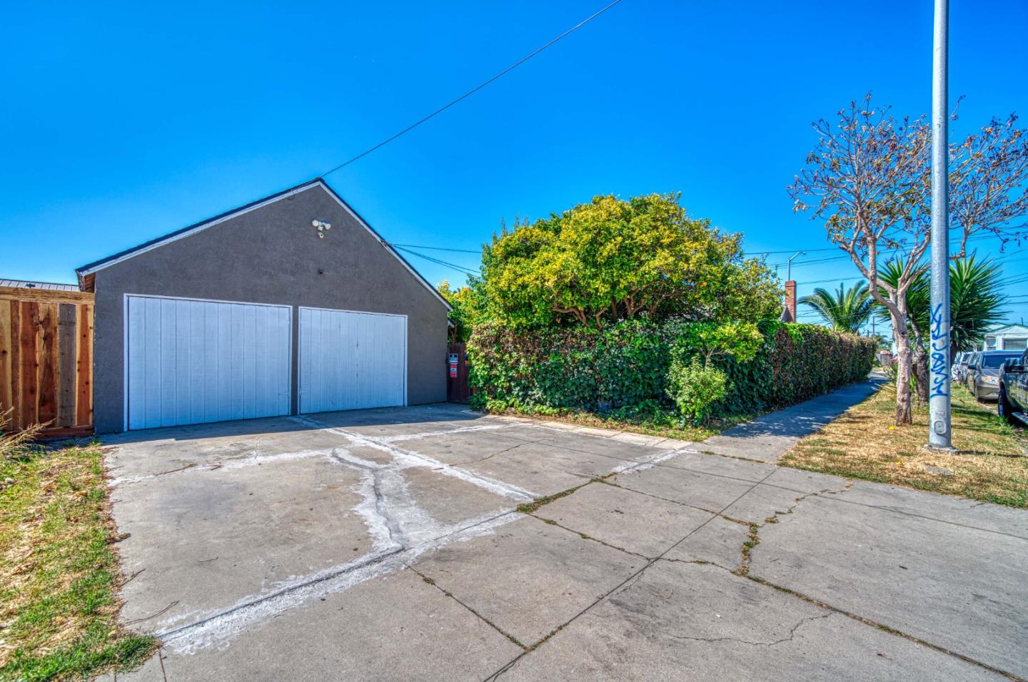 Detail Gallery Image 34 of 37 For 1117 Garner Ave, Salinas,  CA 93905 - 4 Beds | 2 Baths