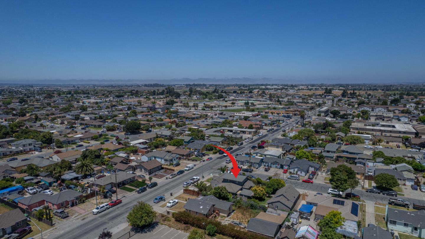 Detail Gallery Image 4 of 37 For 1117 Garner Ave, Salinas,  CA 93905 - 4 Beds | 2 Baths