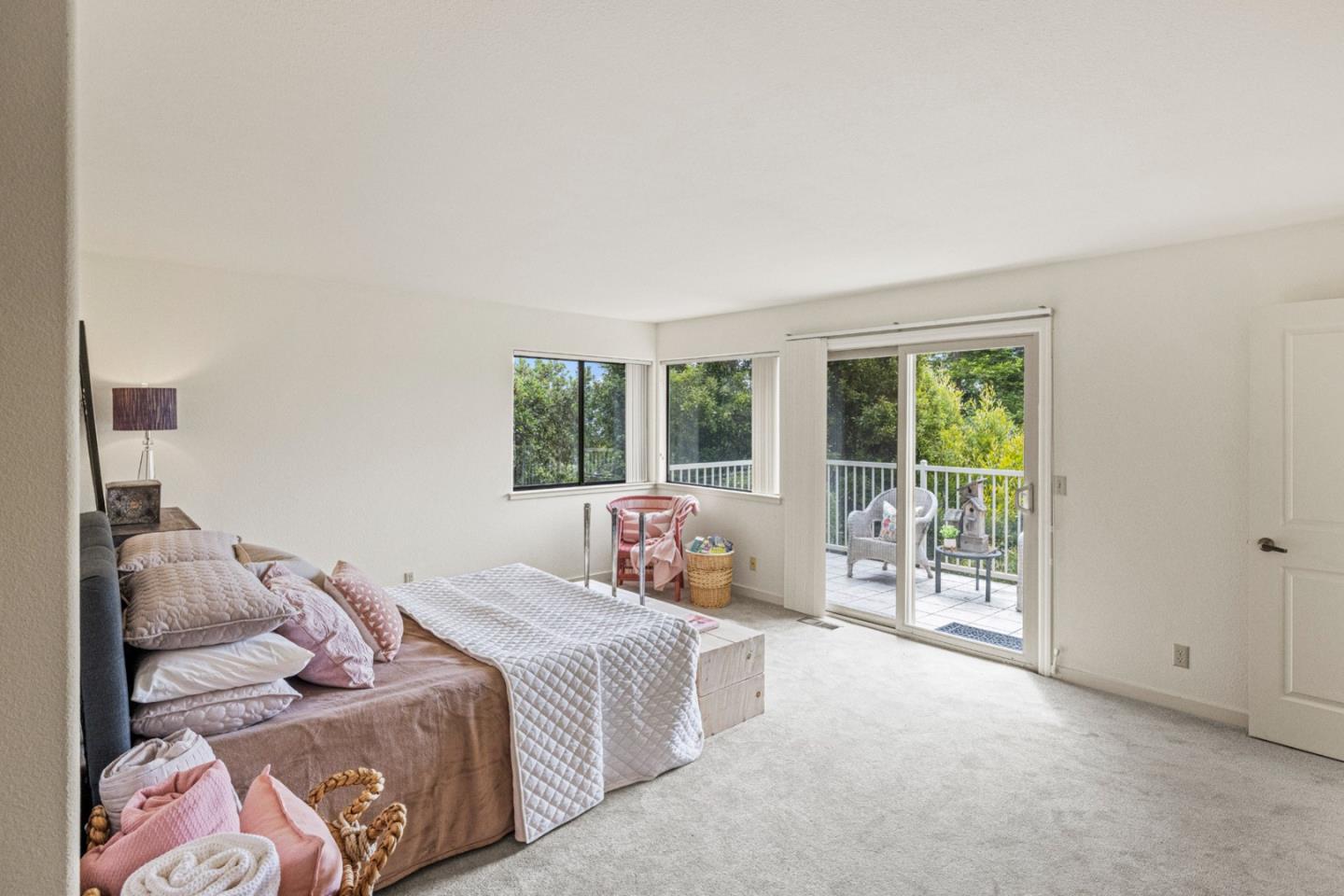Detail Gallery Image 12 of 25 For 23 Cramden Dr, Monterey,  CA 93940 - 4 Beds | 3/1 Baths