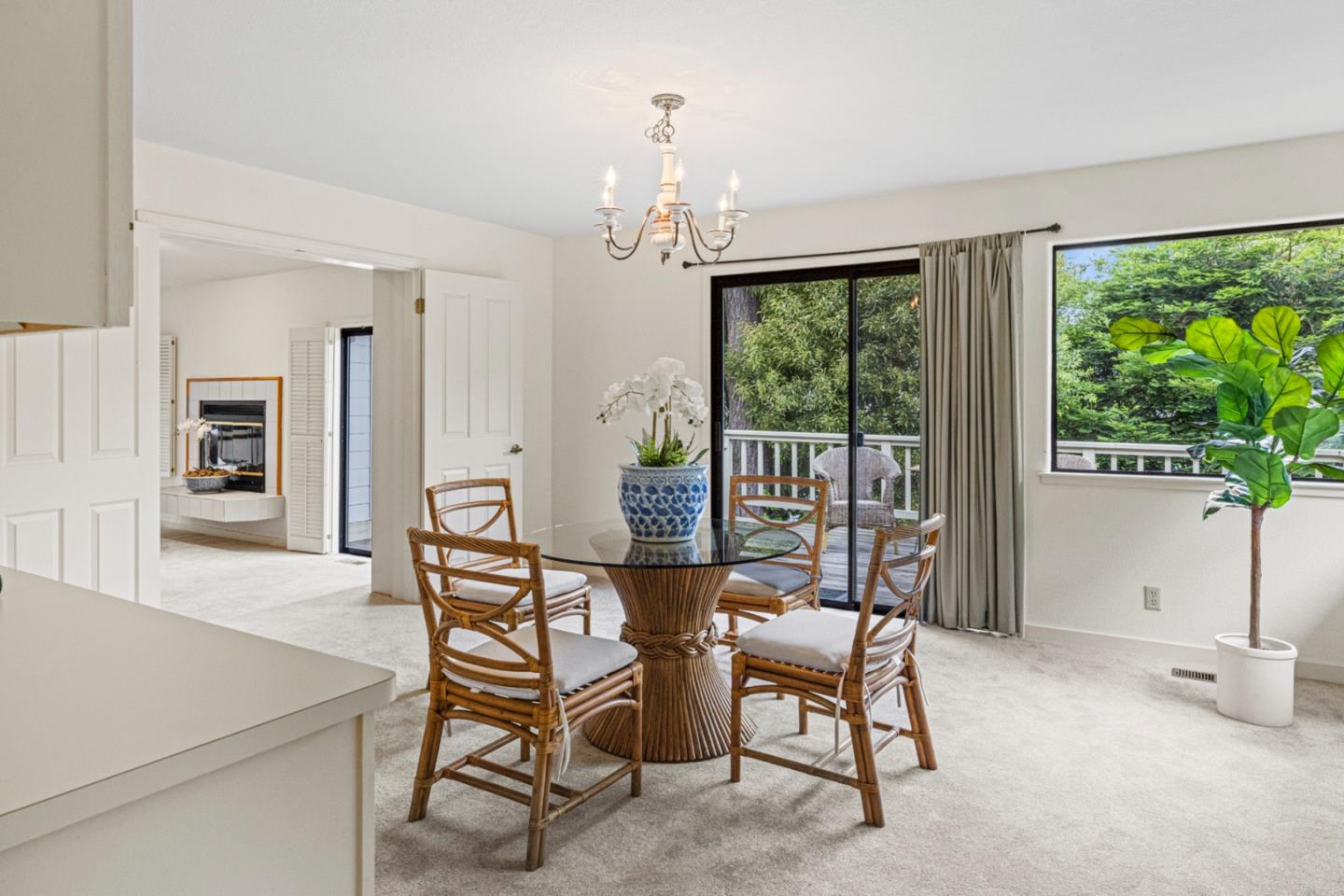 Detail Gallery Image 8 of 25 For 23 Cramden Dr, Monterey,  CA 93940 - 4 Beds | 3/1 Baths