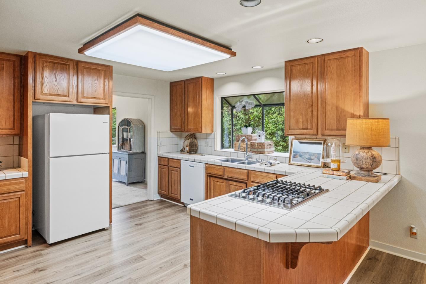 Detail Gallery Image 9 of 25 For 23 Cramden Dr, Monterey,  CA 93940 - 4 Beds | 3/1 Baths