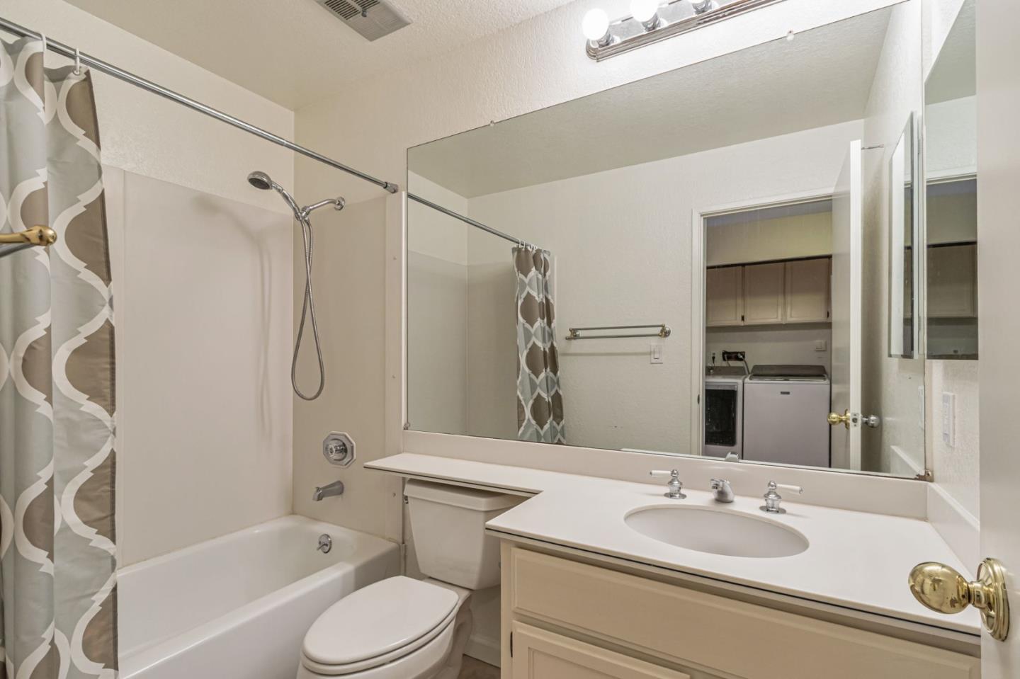 Detail Gallery Image 18 of 29 For 2421 Rebecca Lynn Way, Santa Clara,  CA 95050 - 3 Beds | 2 Baths