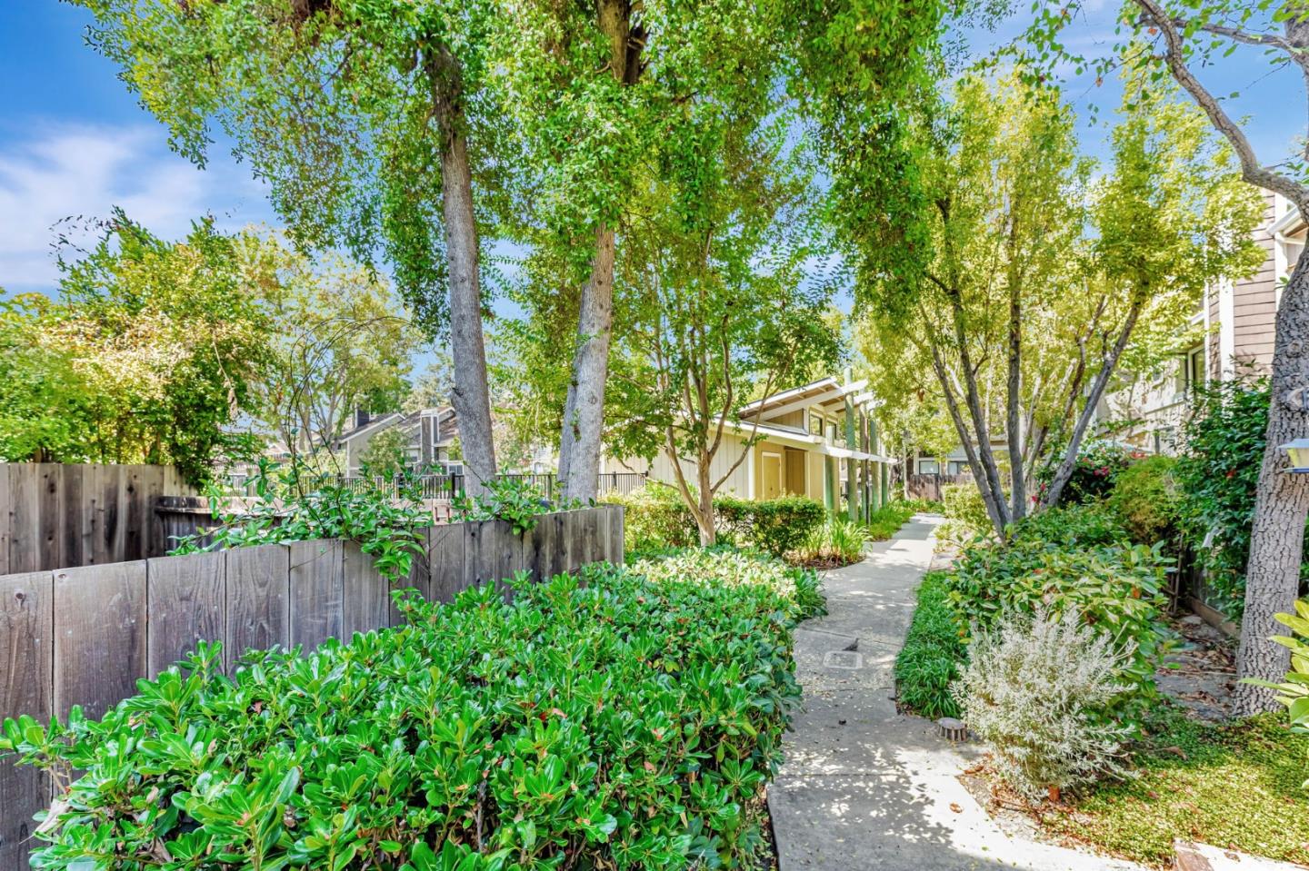 Detail Gallery Image 30 of 34 For 2421 Rebecca Lynn Way, Santa Clara,  CA 95050 - 3 Beds | 2 Baths