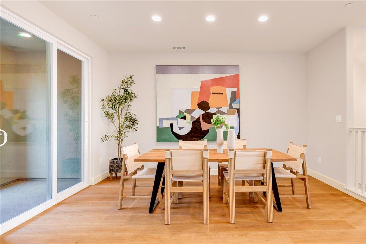 Detail Gallery Image 11 of 40 For 1011 Bellante Ln #4,  San Jose,  CA 95131 - 4 Beds | 3/1 Baths