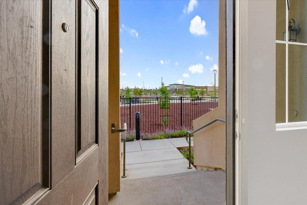 Detail Gallery Image 28 of 40 For 1011 Bellante Ln #4,  San Jose,  CA 95131 - 4 Beds | 3/1 Baths